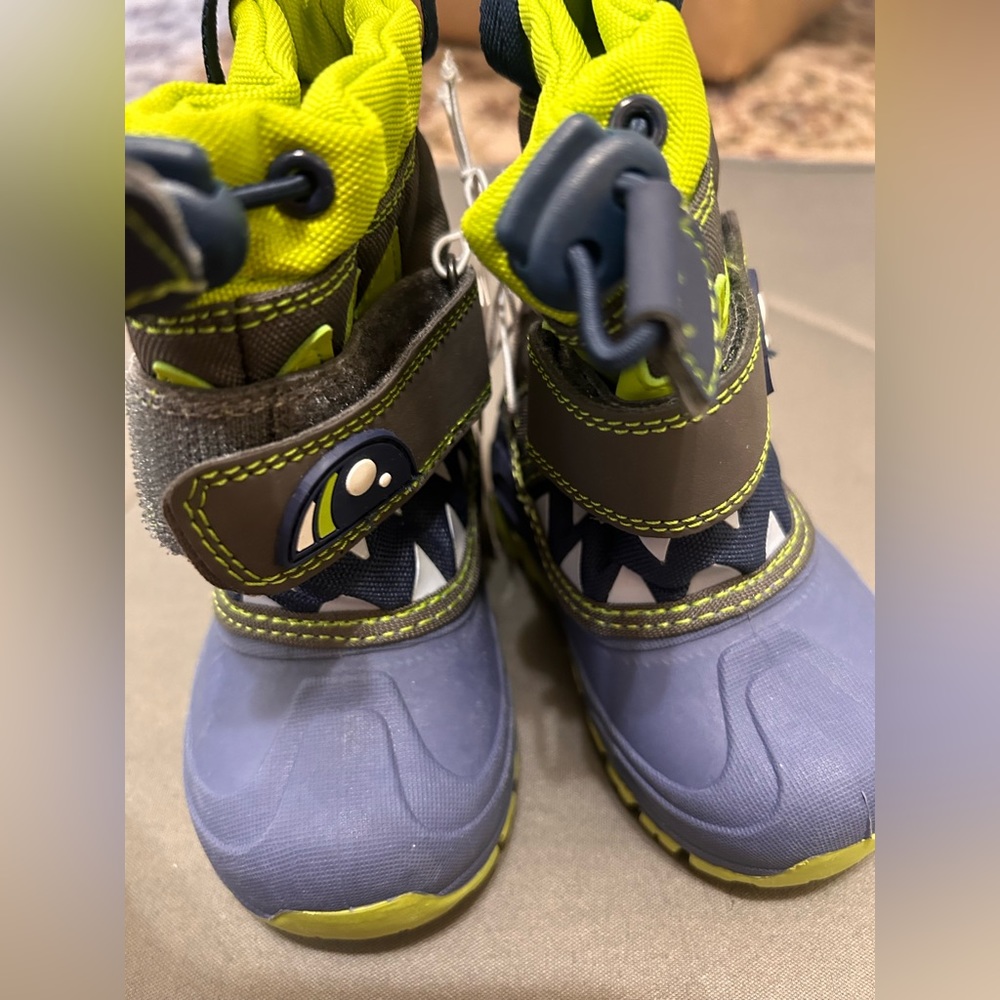 Winter boots